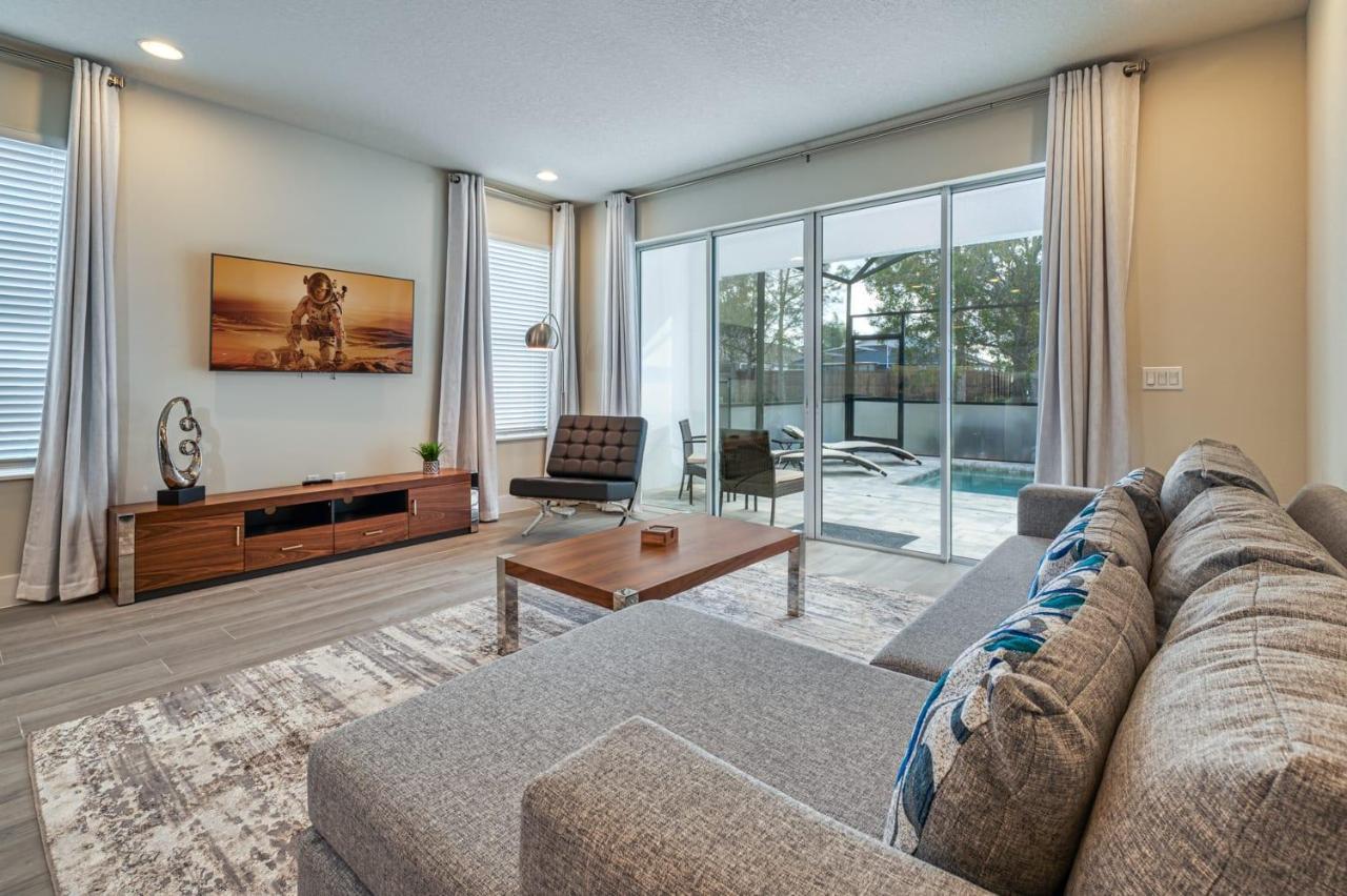 Pleasant Townhome With Private Pool Near Disney Four Corners Kültér fotó