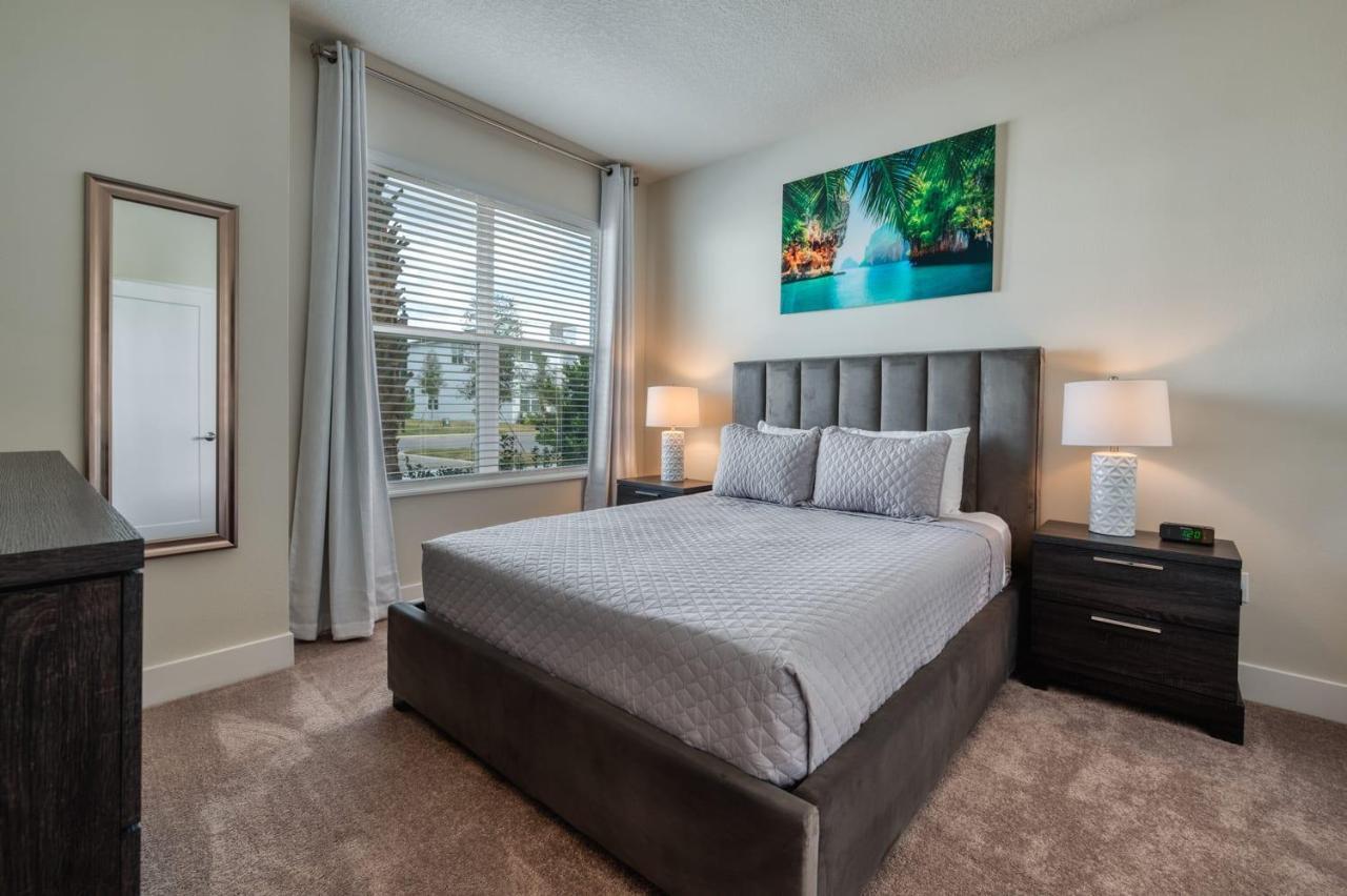 Pleasant Townhome With Private Pool Near Disney Four Corners Kültér fotó